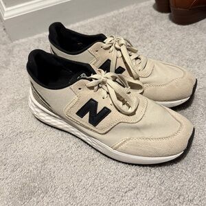 New Balance Cream and Black Athletic Shoes - cheetah animal print 9.5 women’s